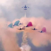 İtalya’da hava gösterisinde korkutan anlar: Dünyaca ünlü Frecce Tricolori ekibine ait 3 uçak havada çarpıştı
